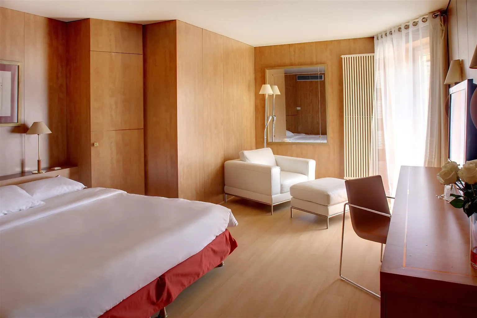 Best Western Ronceray Opera Paris Hotel