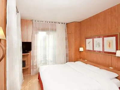 Best Western Ronceray Opera Paris 3*,  France