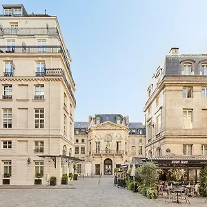 Отель Grand Du Palais Royal, Париж